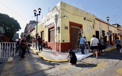 Embellece ciudadanía más calles del Centro Histórico de Oaxaca con Tequio Bienestar