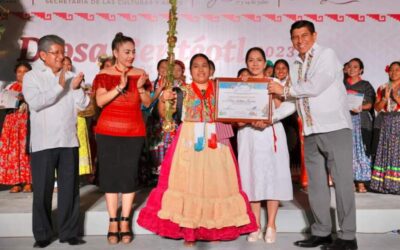 Leticia Santiago Guzmán, representante de la cultura chatina de Santiago Yaitepec es la Diosa Centéotl