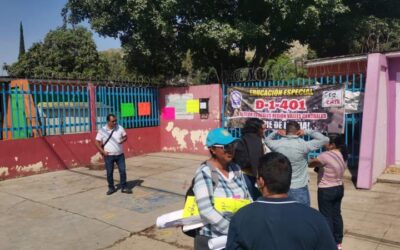 Por conflicto interno, docentes toman el CAM 1; padres de familia se inconforman