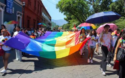 Realizan marcha por el Orgullo LGTB+ en Oaxaca