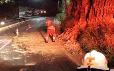 Se registra deslave en el Cerro del Fortín