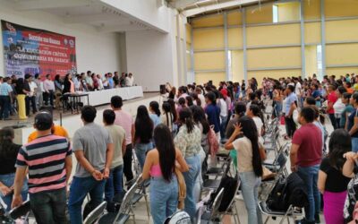 Logran la contratación de más de mil 600 normalistas egresados en Oaxaca