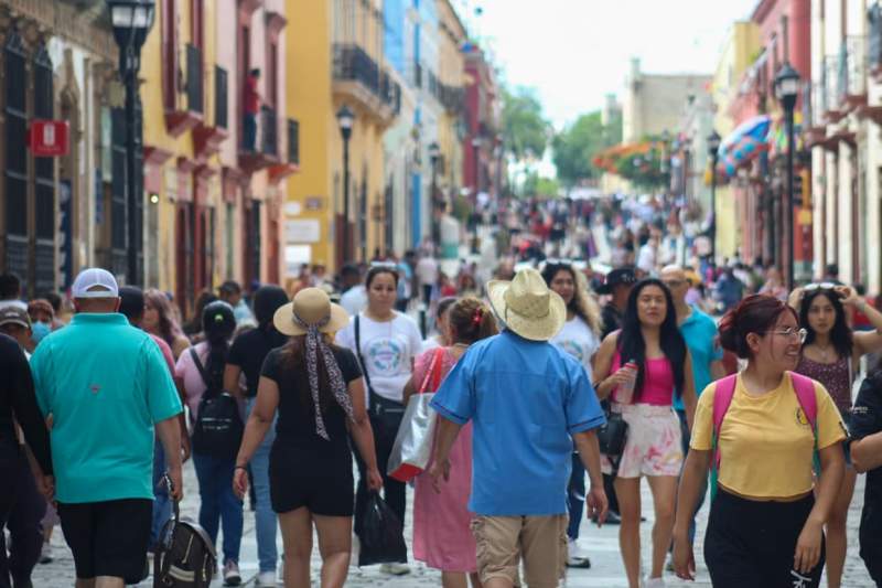 Con el inicio del mes de Julio, mes de la Guelaguetza, en Oaxaca empieza a llegar el turismo