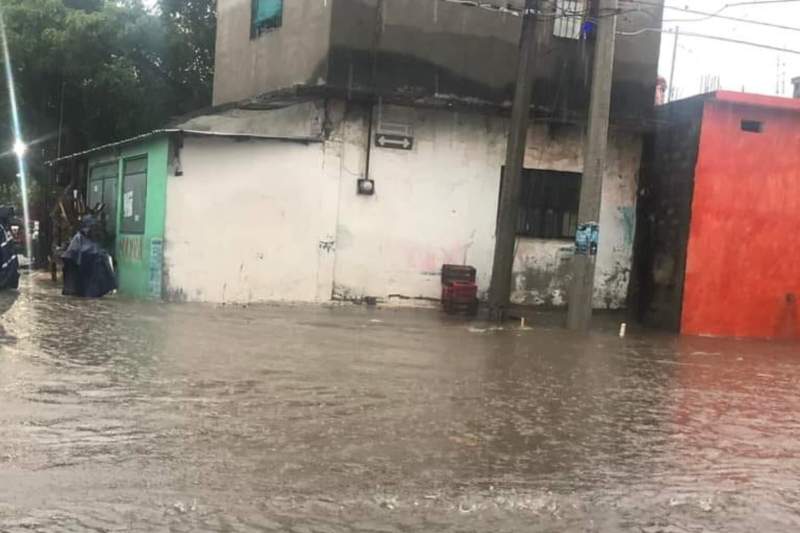 continuaran-lluvias-tormentas-y-actividad-electrica-por-onda-tropical-11