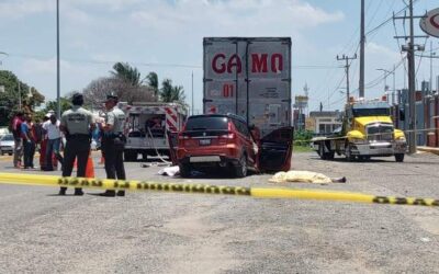 Encontronazo en carretera del Istmo deja dos muertos