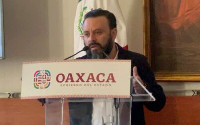 Gobierno podría retirar concesiones a taxistas que utilicen sus unidades para bloquear carreteras