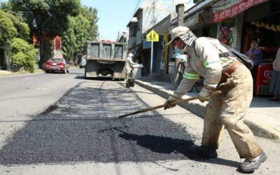 Se atienen baches en la Ciudad de Oaxaca
