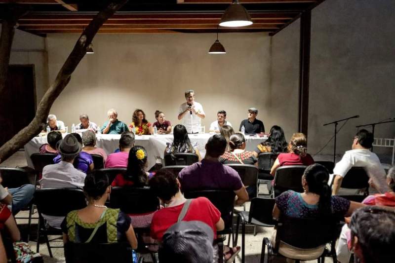 celebra-juchitan-la-vida-y-obra-del-poeta-dionisio-hernandez-ramos