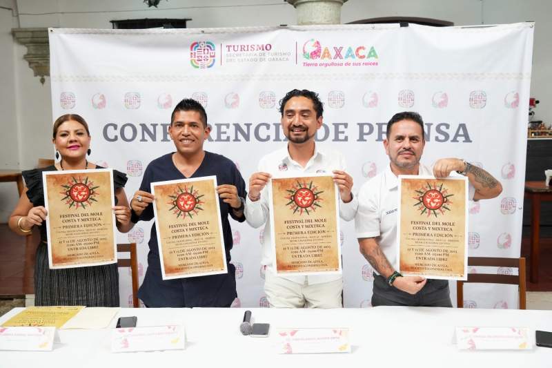 cocineras-tradicionales-invitan-al-festival-del-mole-costa-y-mixteca-en-puerto-escondido