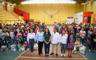 Fortalece DIF Oaxaca alimentación de mujeres embarazadas y niñez en periodo de lactancia de Santa María Atzompa