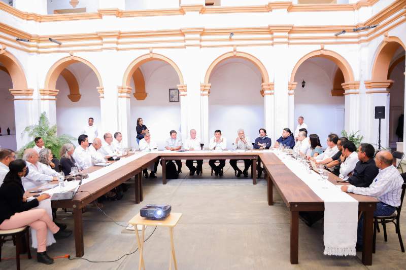 gobierno-de-oaxaca-da-seguimiento-al-programa-nacional-de-reconstruccion-en-templos