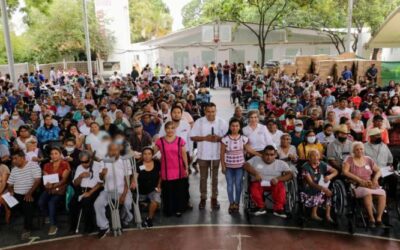 Habitantes de 35 municipios de Valles Centrales reciben aparatos funcionales y de movilidad