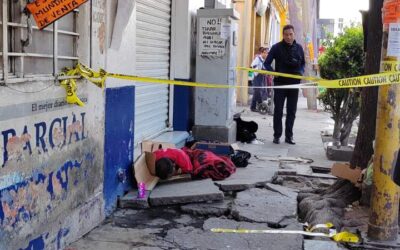 Hallan sin vida a hombre en condición de calle en el Periférico de Oaxaca