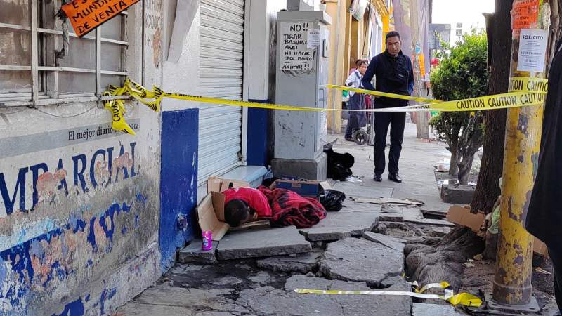 Hallan sin vida a hombre en condición de calle en el Periférico de Oaxaca