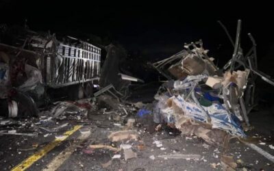 Instruye Gobernador Salomón Jara apoyar a víctimas de accidente carretero