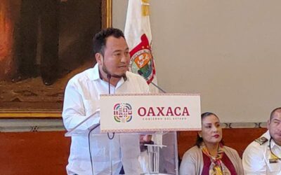 Llegan a Oaxaca libros de texto, IEEPO los aprueba