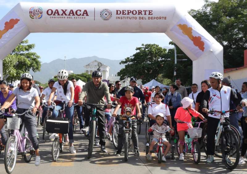 ninez-juventudes-y-ciudadania-recuperan-las-calles-de-oaxaca
