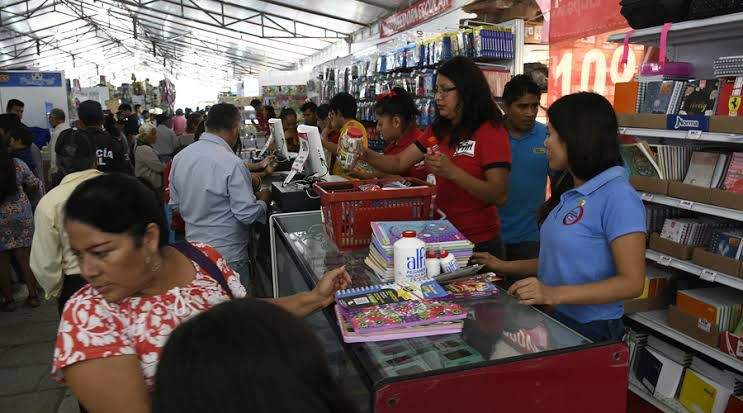 Padres de familia en la incertidumbre por paro anunciado por la Sección 22; no saben si realizar gasto en útiles