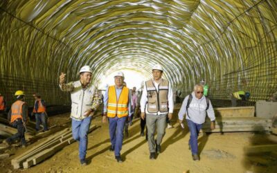 Refrenda Salomón Jara Cruz su compromiso para concluir la autopista Oaxaca-Costa