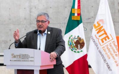 SNTE defiende nuevos libros de texto de la SEP