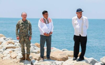 Supervisan avances de modernización y rehabilitación en Puerto de Salina Cruz