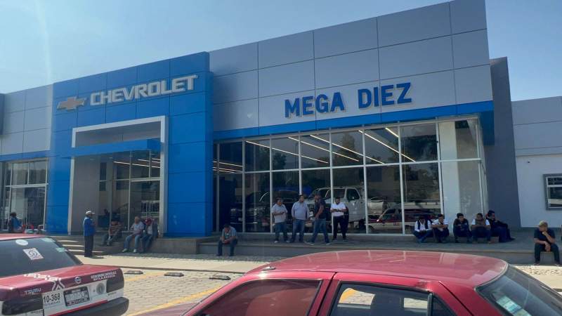 Vende agencia Mega Diez vehículos defectuosos