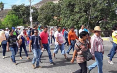 Realiza Sección 22 brigadeo en el Istmo para definir el paro indefinido de labores