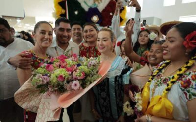 Con la alegría de sus tradiciones Oaxaca recibe a Claudia Sheinbaum