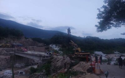 Lluvias ocasionan cierres de circulación en diversos puentes y tramos en región Costa