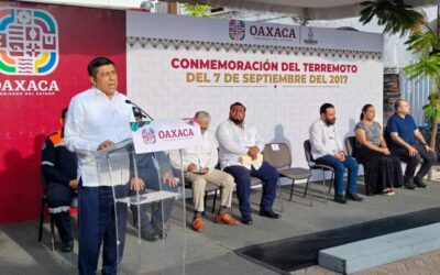 Preside Salomón Jara conmemoración del terremoto del 7 de septiembre en Juchitán
