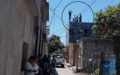 Sale lesionado tras arrojarse de segundo piso en Juchitán