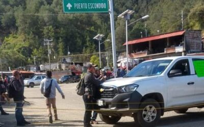 Cierran paso en Juquila