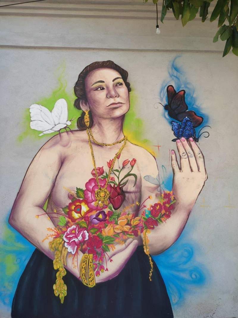 con-mural-uabjo-concientiza-sobre-el-cancer-de-mama