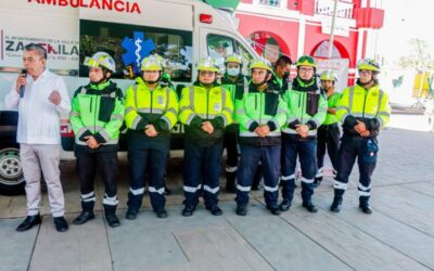 Entrega Carlos Rigoberto Chacón Pérez, ambulancia al cuerpo de paramédicos de la Villa de Zaachila