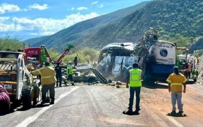 Establece Fiscalía de Oaxaca identidad de 12 víctimas de accidente carretero