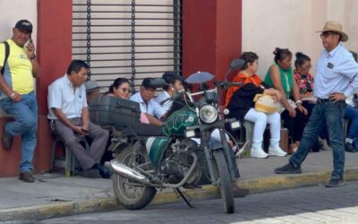 Supervisores cierran en Avenida Juárez