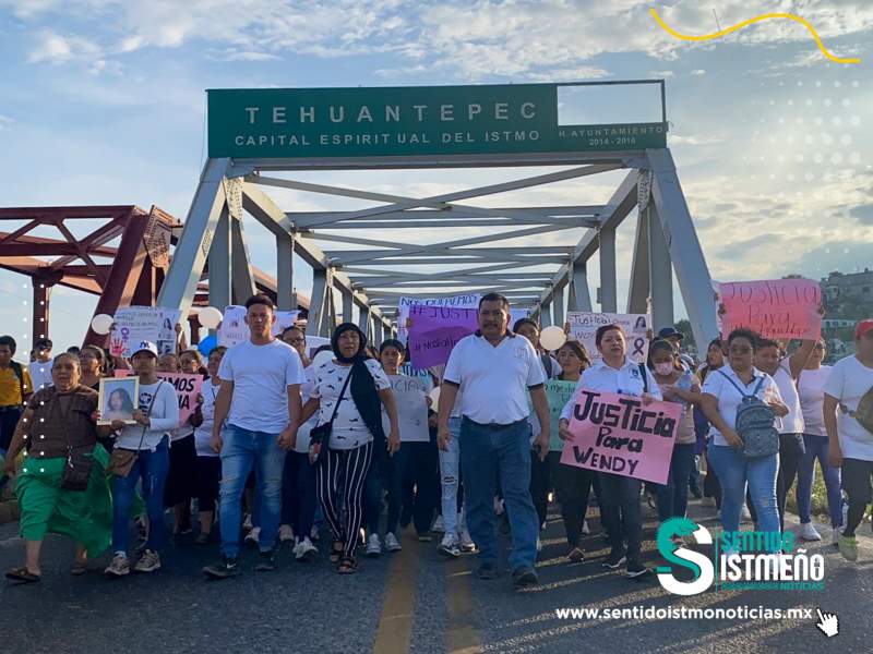 familiares-y-amigos-de-wendy-guadalupe-realizan-marcha-en-exigencia-de-castigo-contra-feminicida-pero-encuentran-cerradas-oficinas-de-la-fiscalia