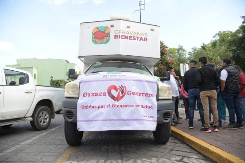 guerrero-oaxaca-esta-contigo-at-saymi-pineda-velasco