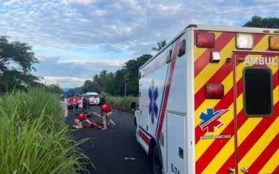 Mueren 2 motociclistas tras fuerte choque en Tututepec