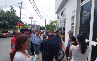 Piden proveedores de uniformes garantías para trabajar este ciclo escolar