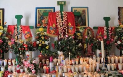 Juchitecos renuevan su fé a la Santa Cruz Igú