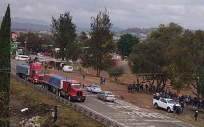 Se registra bloqueo de la Sección 22 en la Mixteca