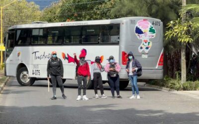 Normalistas se movilizan en Oaxaca