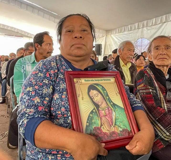 Oaxaqueños renuevan su fe a la Virgen de Guadalupe en su día