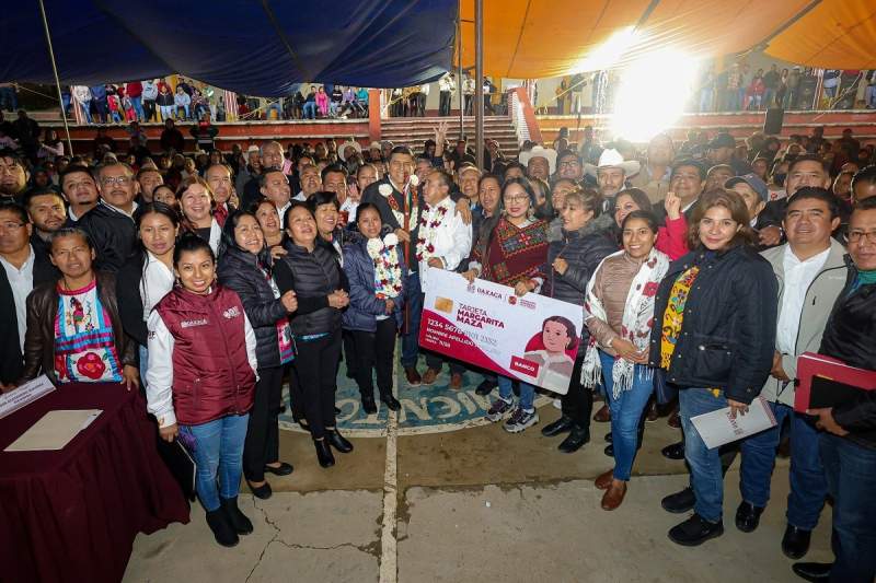 reitera-gobierno-de-oaxaca-compromiso-con-el-desarrollo-de-san-mateo-yoloxochitlan