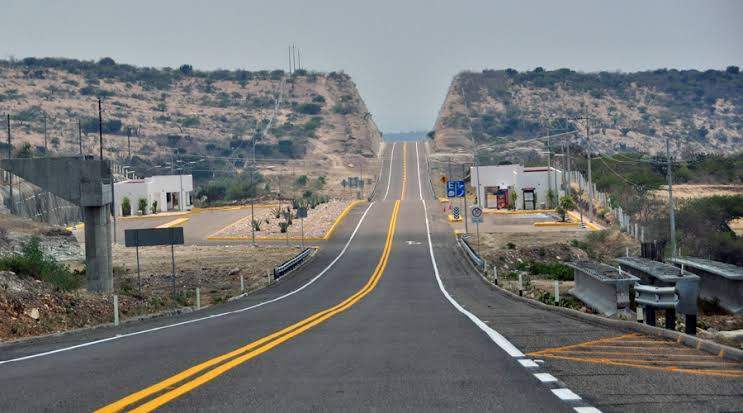 Carretera Oaxaca-Puerto Escondido será inaugurada el cuatro de febrero, anuncia López Obrador