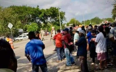 Habitantes de San Juan Mazatlán Mixe cierran carretera Transistmica 185