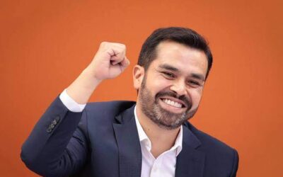 Jorge Álvarez Máynez se registra como precandidato de MC a la Presidencia de México