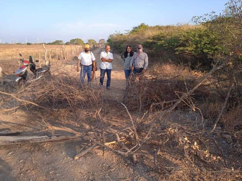por-ecocidio-activistas-zapotecas-bloquean-rehabilitacion-de-linea-k-del-tren-interoceanico-en-union-hidalgo