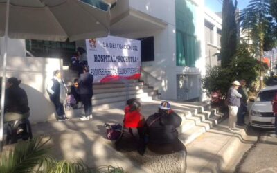 Por tema de escalafón se manifiestan en oficinas de salud de Oaxaca